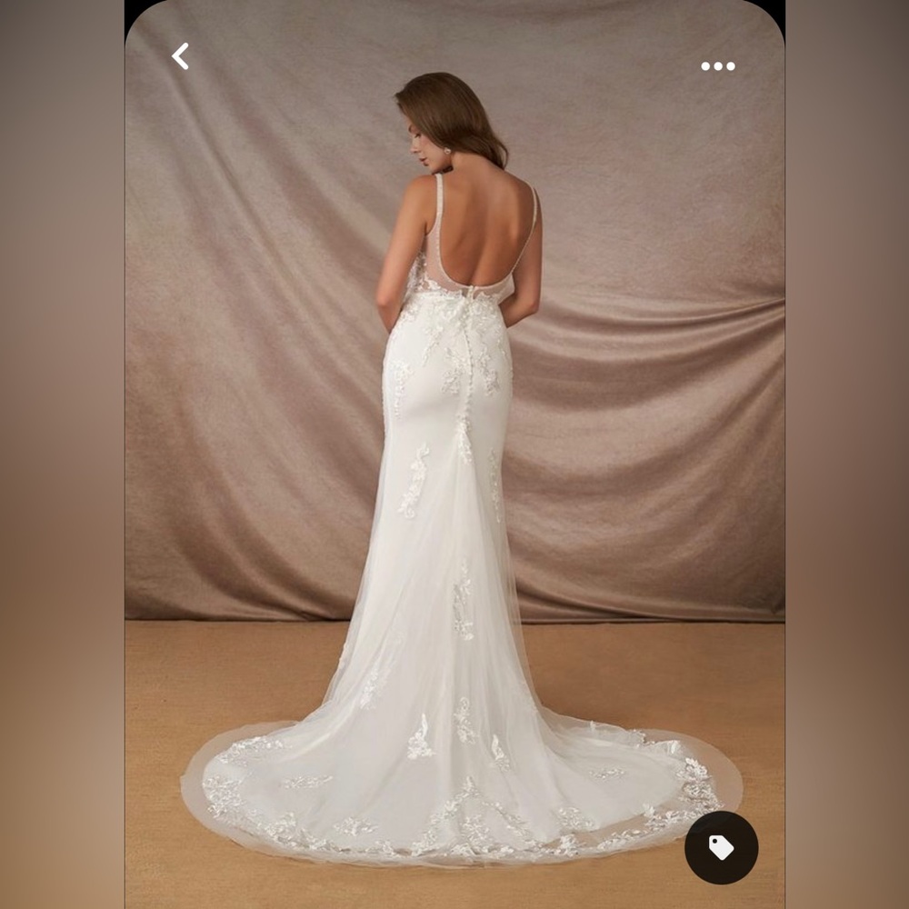 Brand New Wedding Dress with tags unaltered!